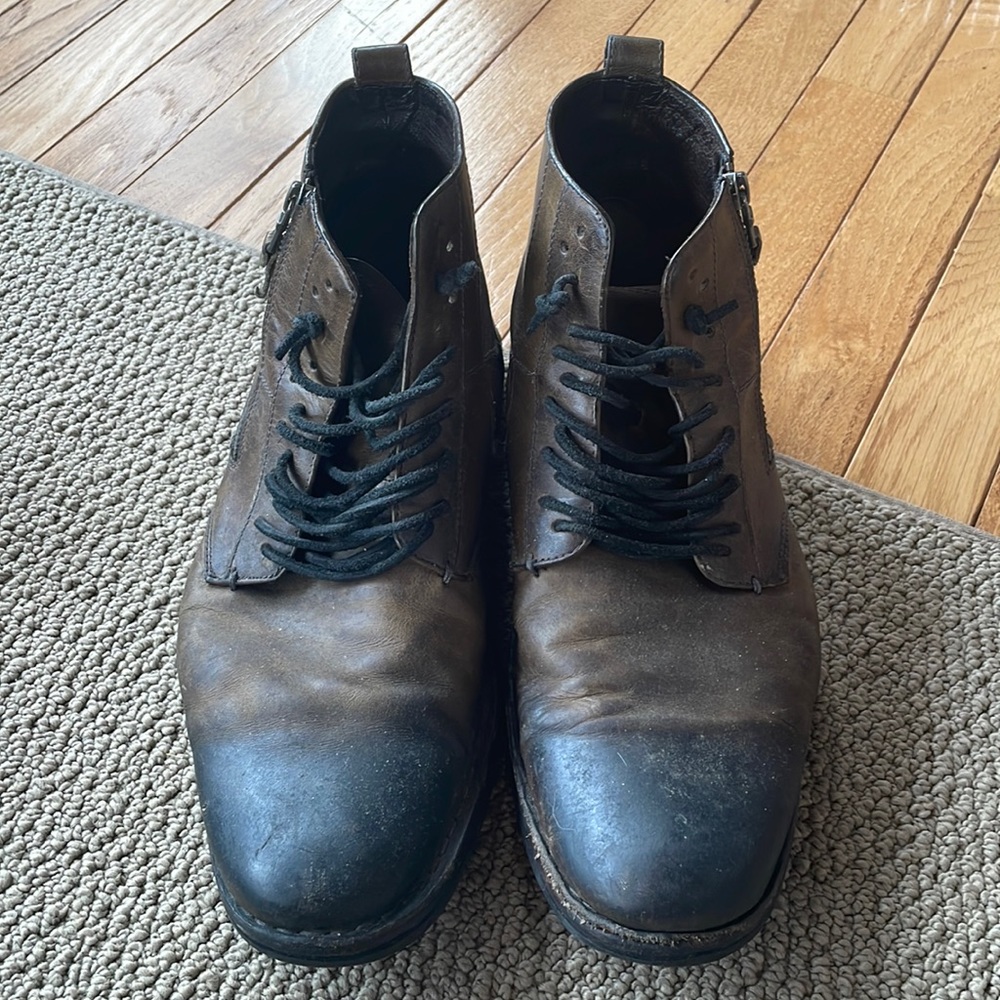 JOHN VARVATOS BOOTS - 10.5*